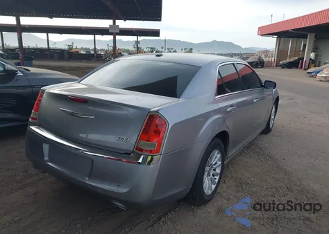 2013 Chrysler 300 Motown from USA, damaged, VIN 2C3CCAAG8DH731982